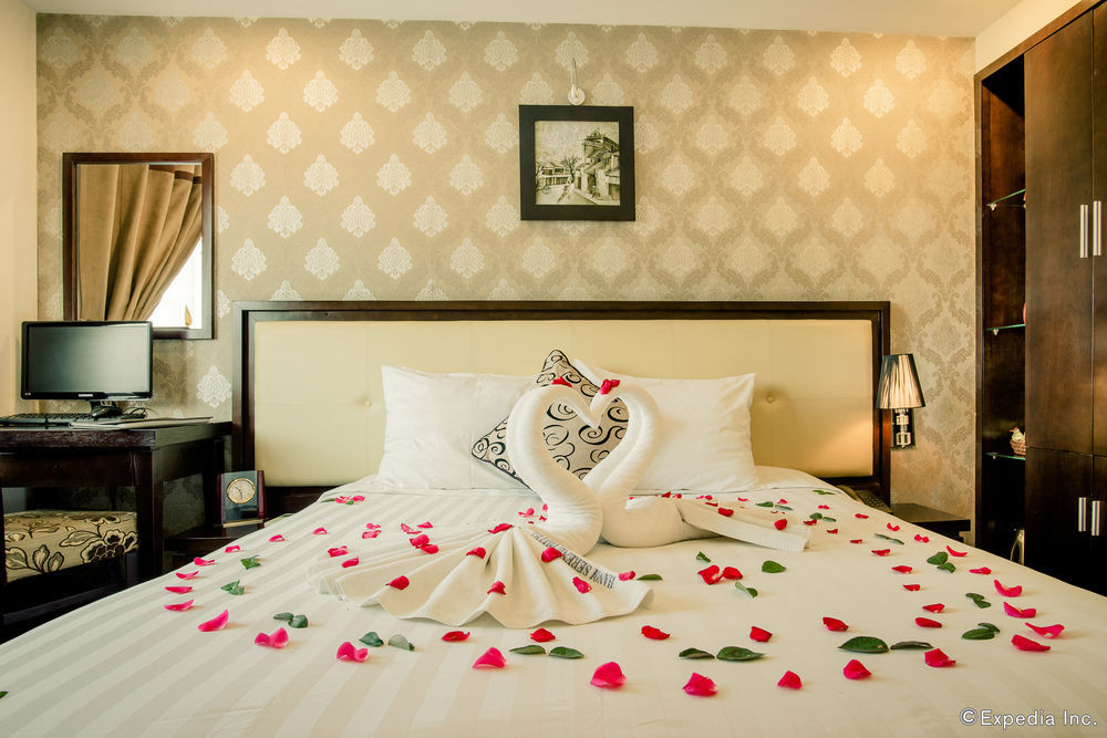 Serene Premier Hotel Ханой Экстерьер фото